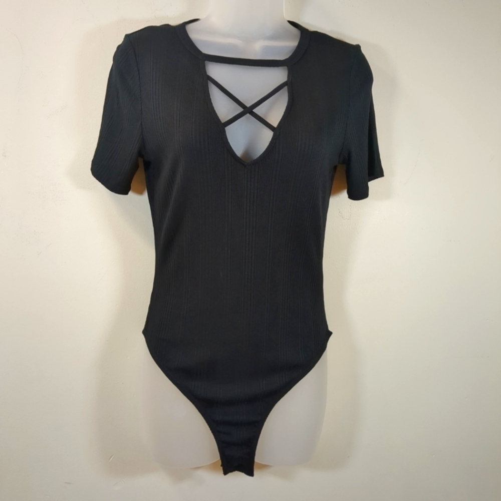 Lush Women's Savannah Ribbed Neck Detail Bodysuit, NWT Size M